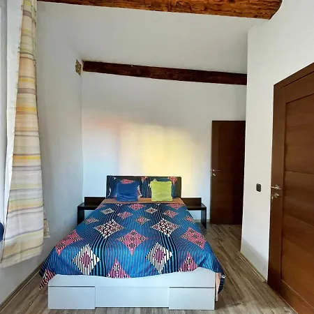 Vadim's Guest house *
